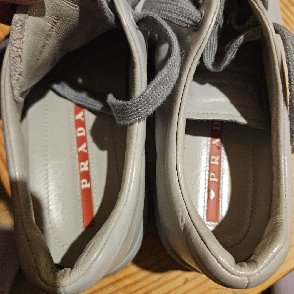 PRADA grey leather low sneakers - Picture 5 of 6